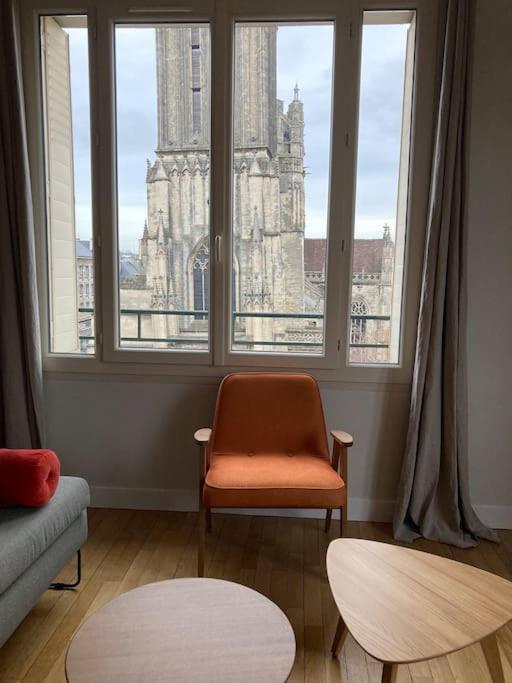 Appart 90M2 Lumineux, Centre, Vue Eglise Penchee Caen Luaran gambar